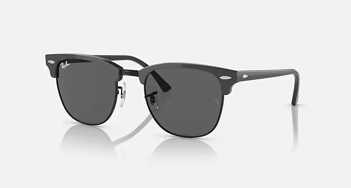 Ray-Ban Clubmaster Black – Κλασικό στυλ σε απόλυτο μαύρο